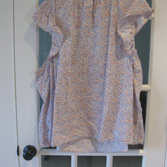 Old Navy Plus Size Smocked Blouse - Picture 4 of 4